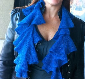 free knit ruggled scarf