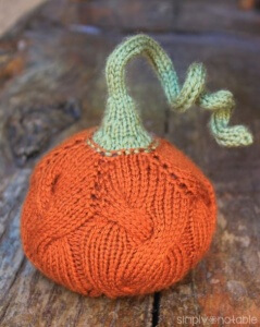 free knit pumpkin
