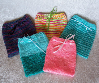 Free Knit Gift Pouches