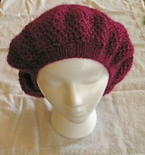 Free Bee Stitch Knit Beret Pattern