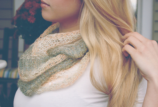 Free Knit Pattern - Gossamer Infinity Scarf